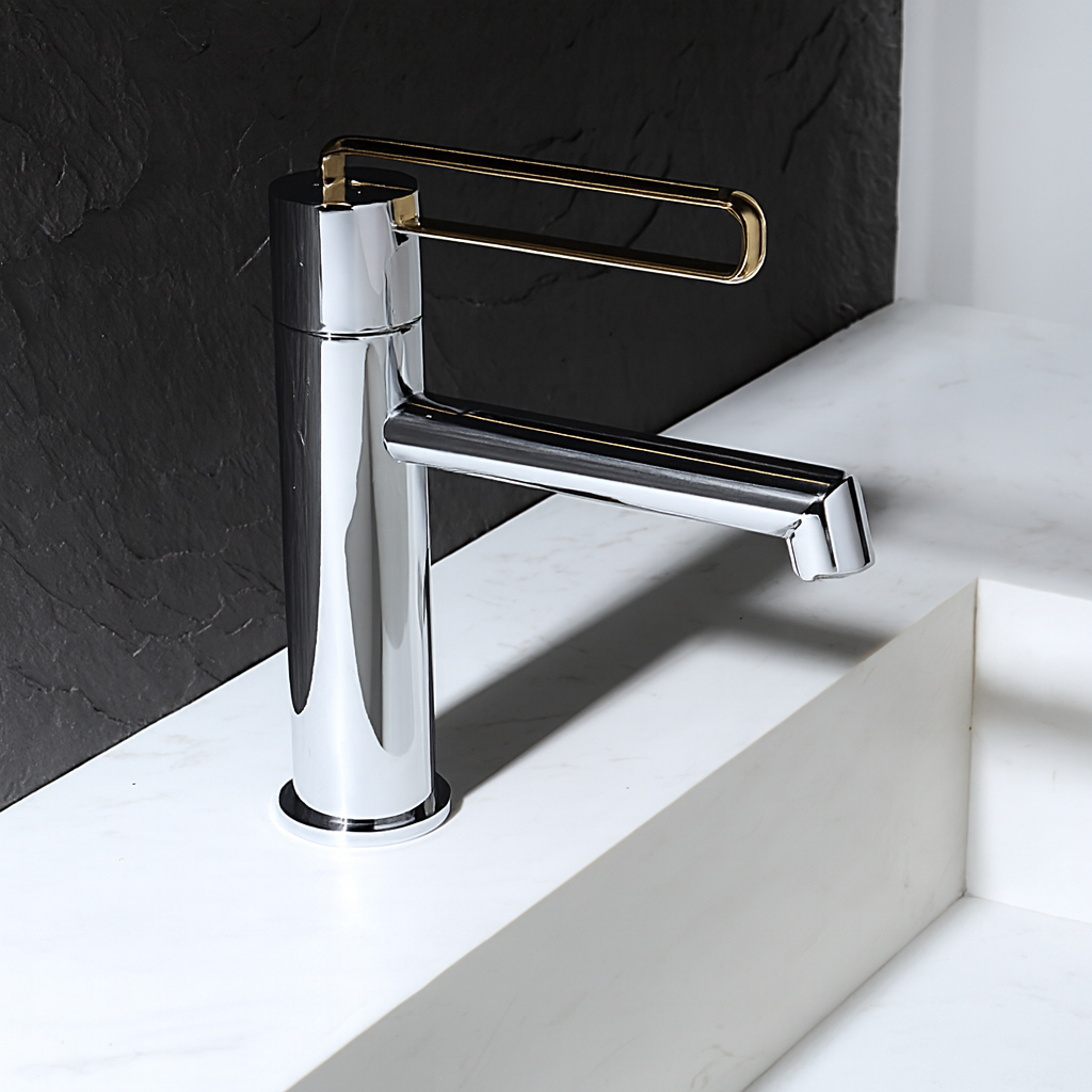 Modern chrome and gold single-handle brass basin faucet for luxury bathrooms